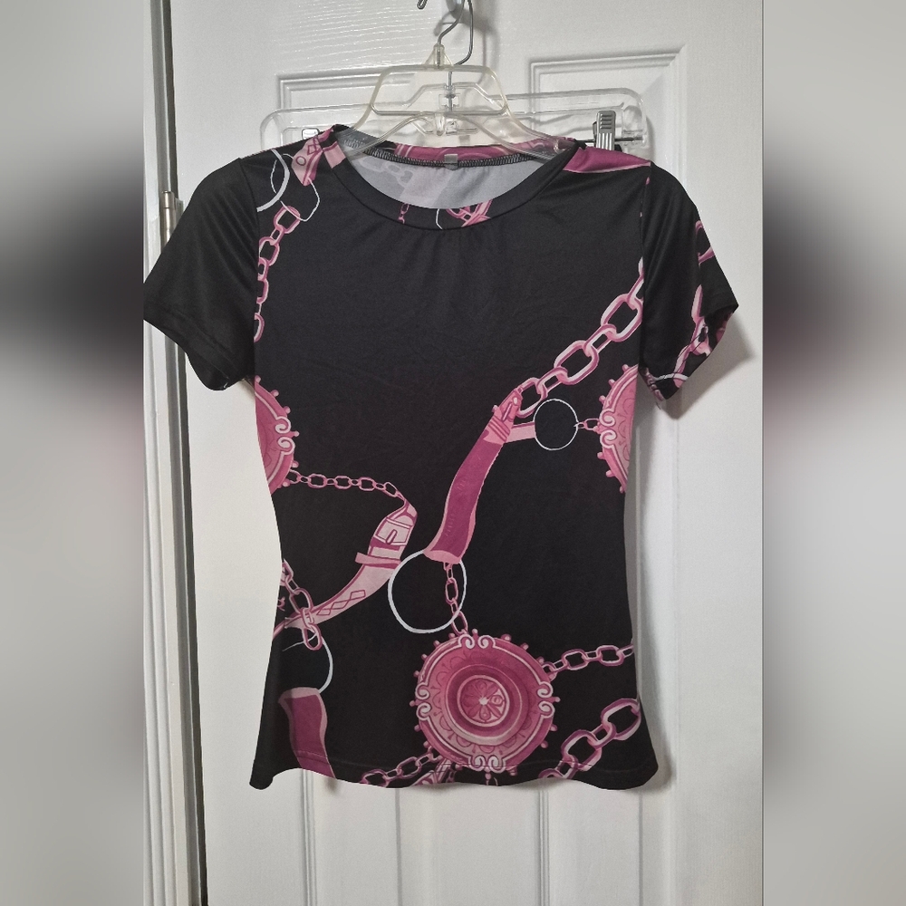 Black and Pink Chain Print Women's Short Set